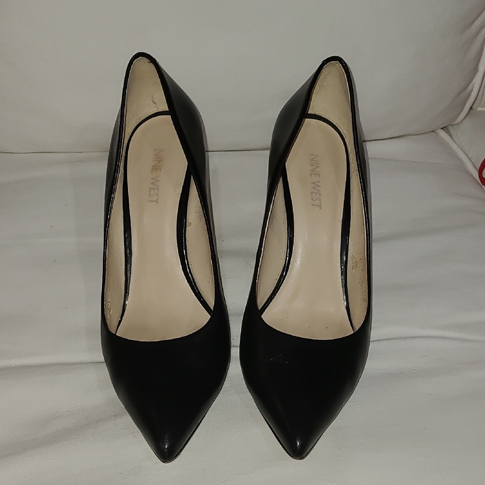 Nine West Elegant Black Pointed Heels